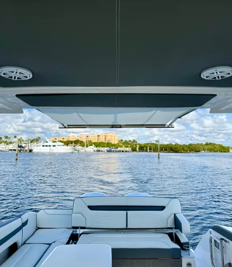 Seakeeper Yacht Photos Pics 