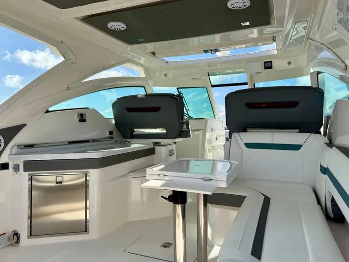 Seakeeper Yacht Photos Pics 