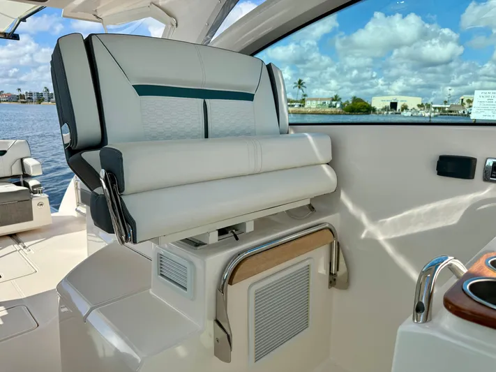 Seakeeper Yacht Photos Pics 