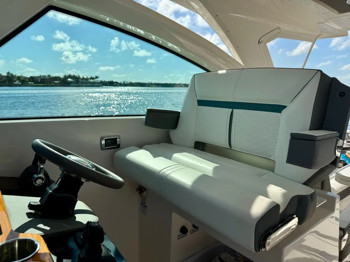 Seakeeper Yacht Photos Pics 