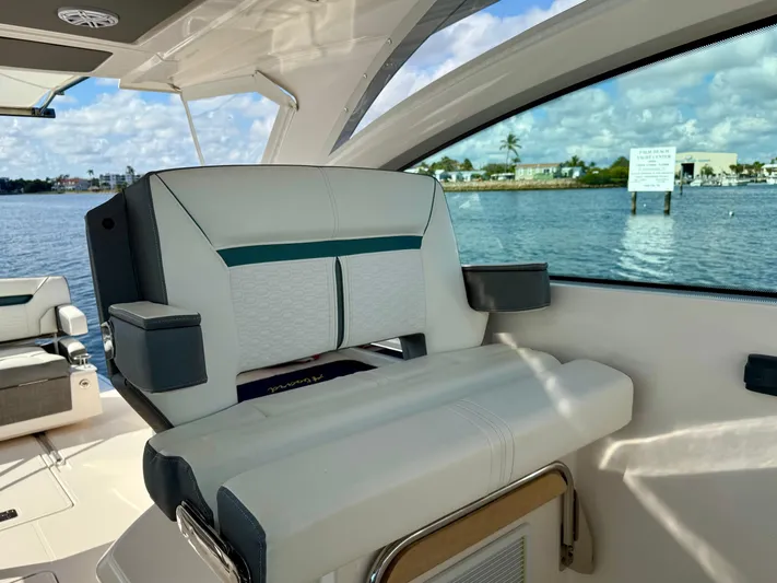 Seakeeper Yacht Photos Pics 