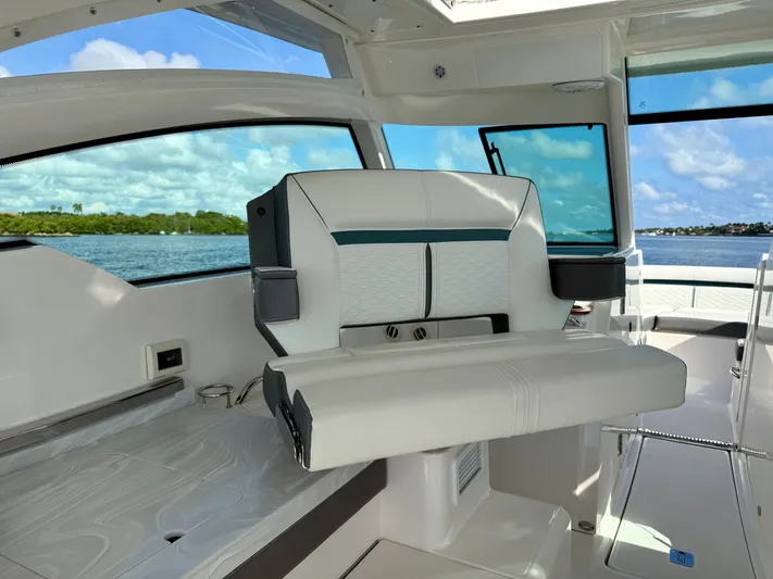 Seakeeper Yacht Photos Pics 