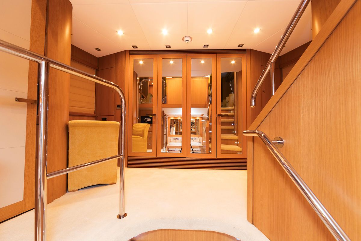 2011 Sunseeker 111 