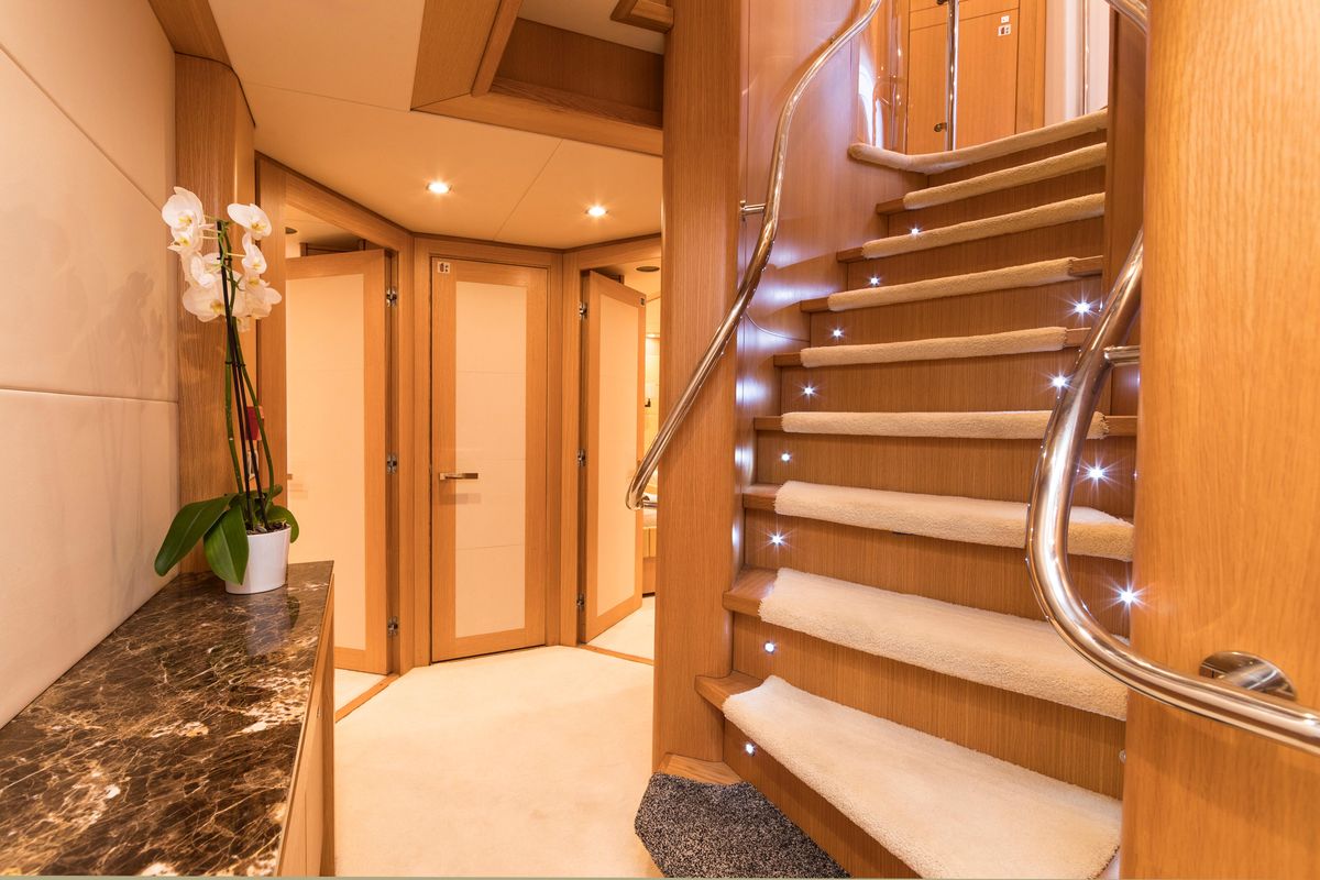 2011 Sunseeker 111 