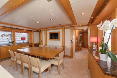 Yacht