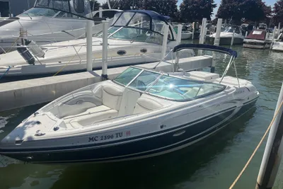 Rinker Captiva 276 BR