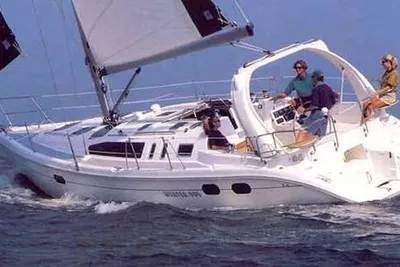 Marlow-Hunter Hunter 380