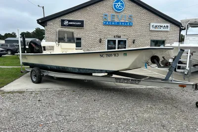 Jones Brothers 22 Bateau