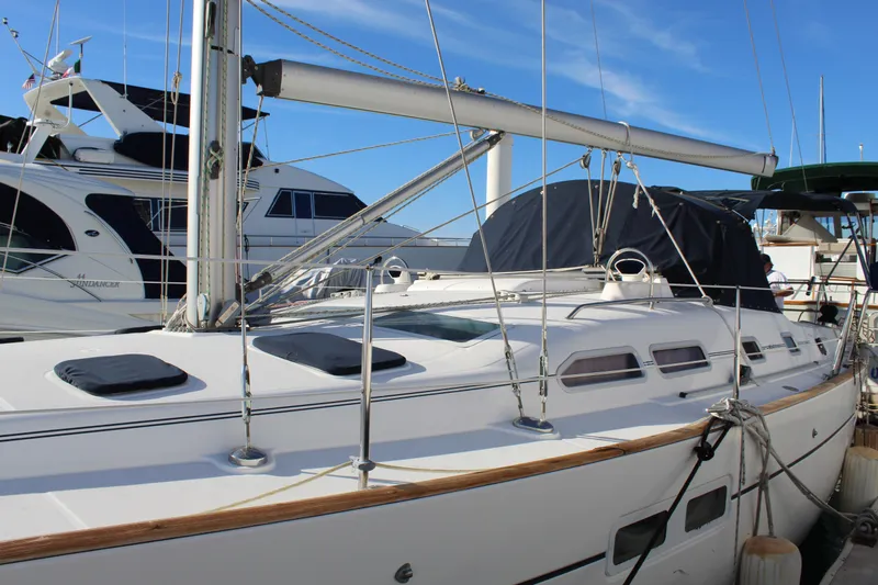 Coyote Yacht Photos Pics 