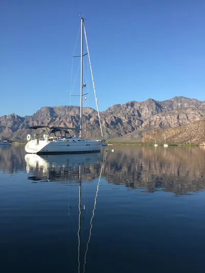 Coyote Yacht Photos Pics 