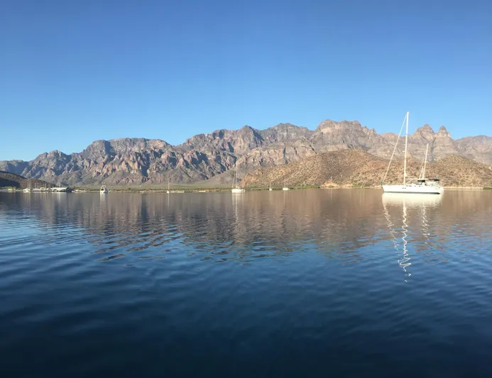 Coyote Yacht Photos Pics 