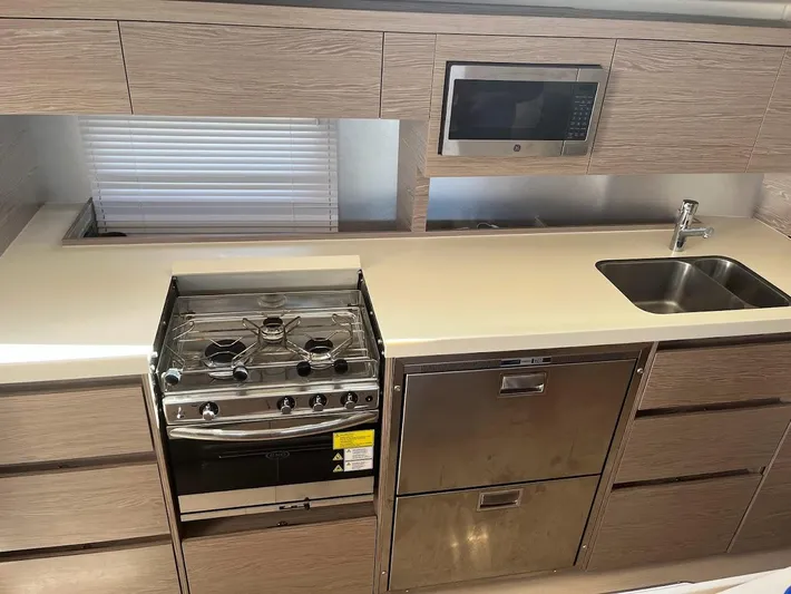 Eto Mio Yacht Photos Pics 