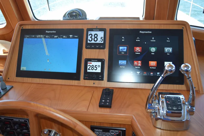 Bella Mia Yacht Photos Pics 