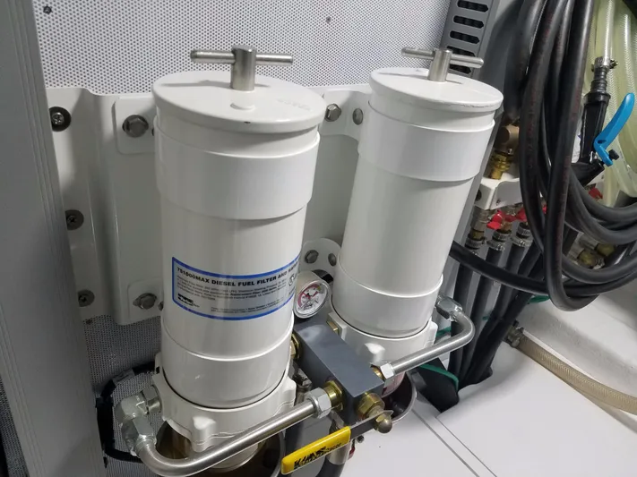 Bella Mia Yacht Photos Pics 