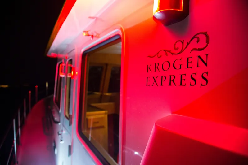 Bella Mia Yacht Photos Pics 