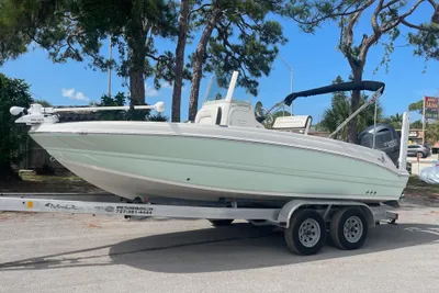 Stingray 206 CC