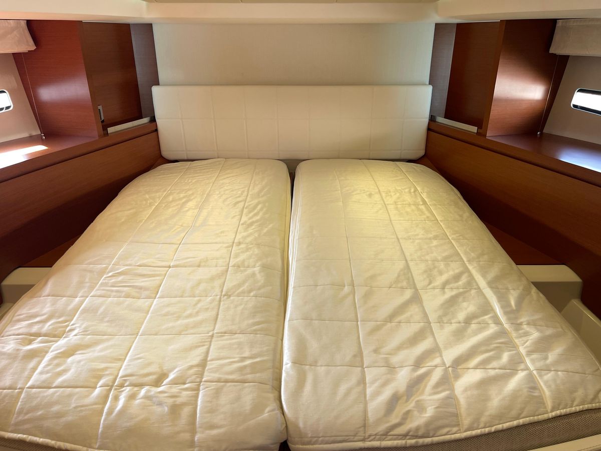 2014 Prestige 45 