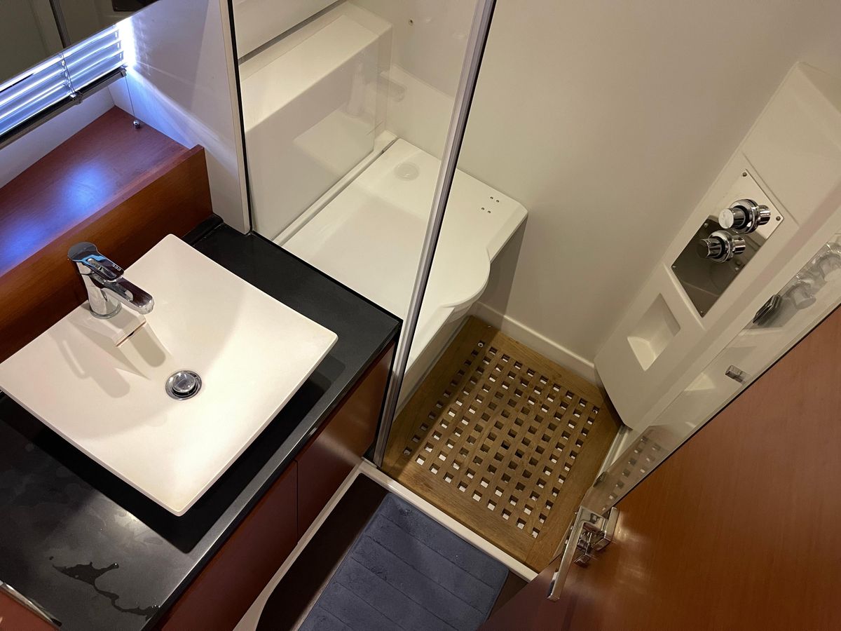 2014 Prestige 45 