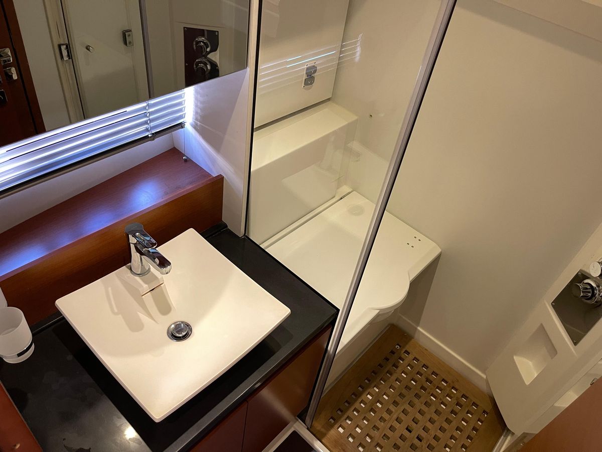 2014 Prestige 45 