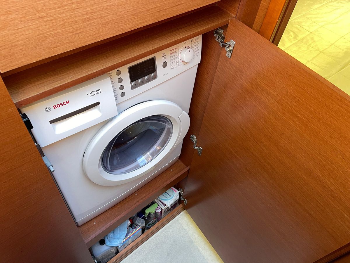 2014 Prestige 45 