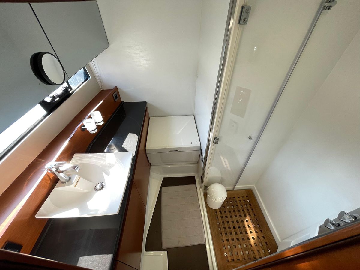 2014 Prestige 45 