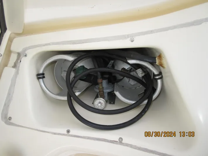 Chessea Horse Yacht Photos Pics Propane locker