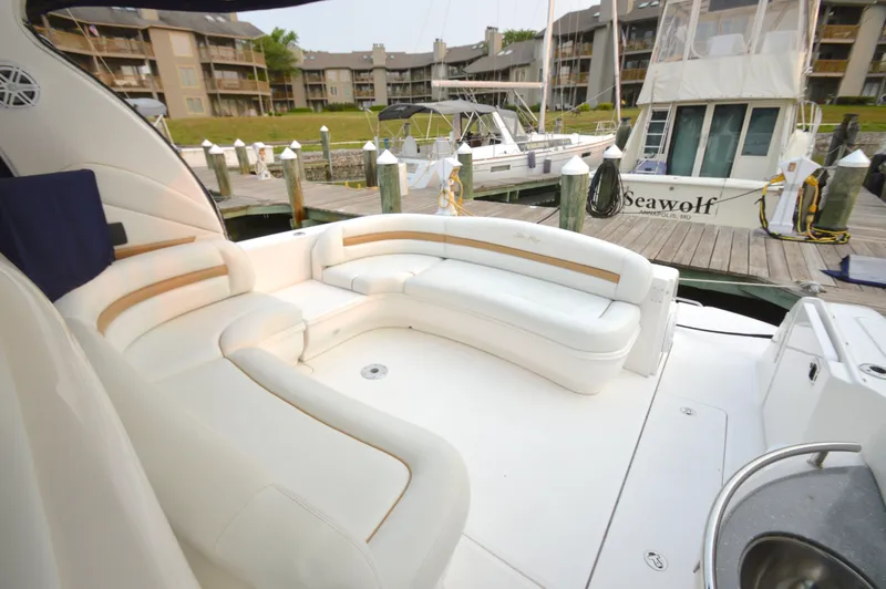 Debra Lee Yacht Photos Pics 