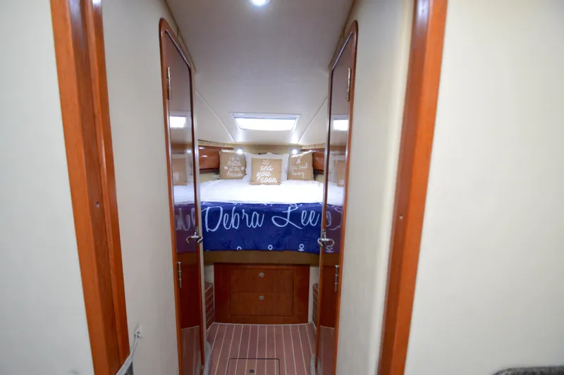 Debra Lee Yacht Photos Pics 