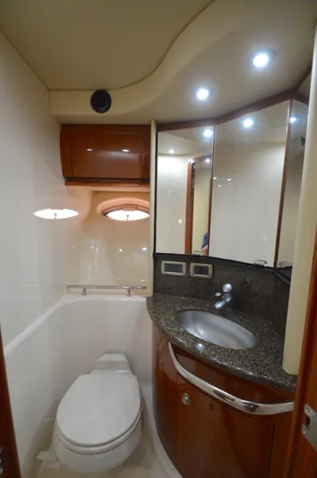 Debra Lee Yacht Photos Pics 