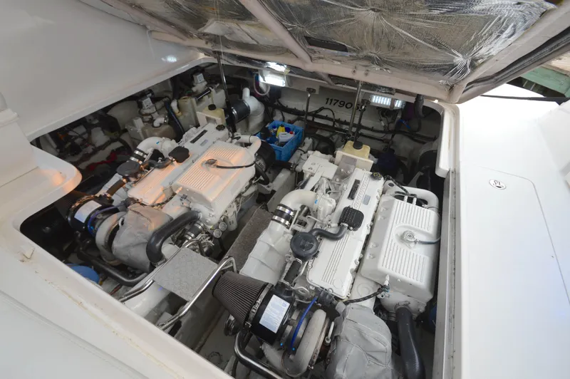 Debra Lee Yacht Photos Pics 