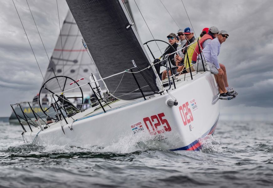 2019 Melges IC 37