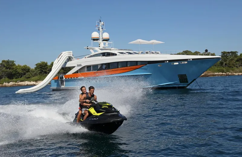 Aurelia Yacht Photos Pics 