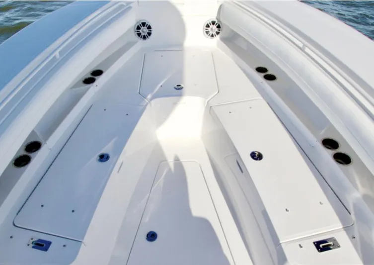 25-350 Yacht Photos Pics Manufacturer Provided Image