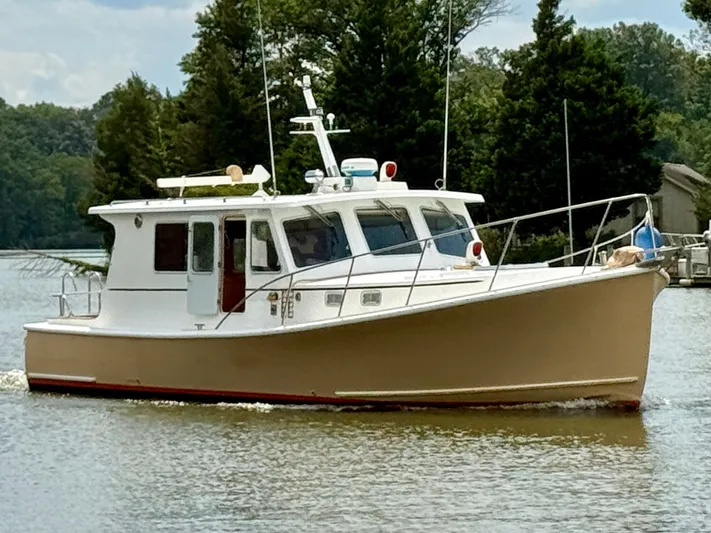 Brilyndia Yacht Photos Pics 