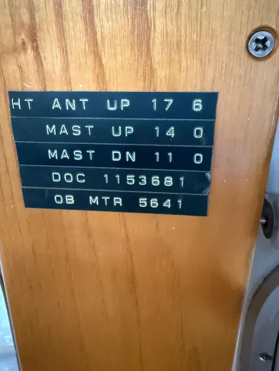 Brilyndia Yacht Photos Pics 