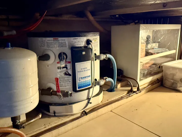 Brilyndia Yacht Photos Pics 