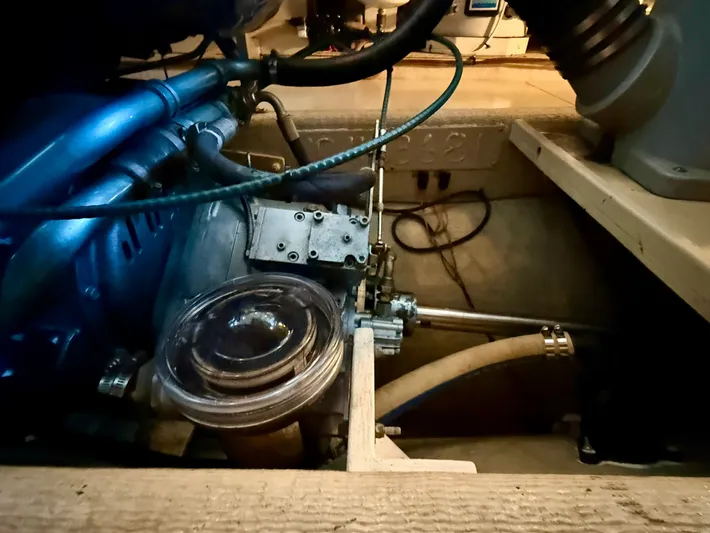 Brilyndia Yacht Photos Pics 