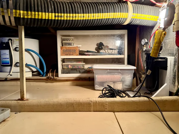 Brilyndia Yacht Photos Pics 