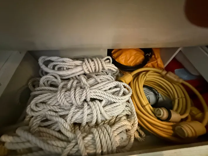 Brilyndia Yacht Photos Pics 