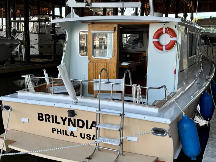 Brilyndia Yacht Photos Pics 