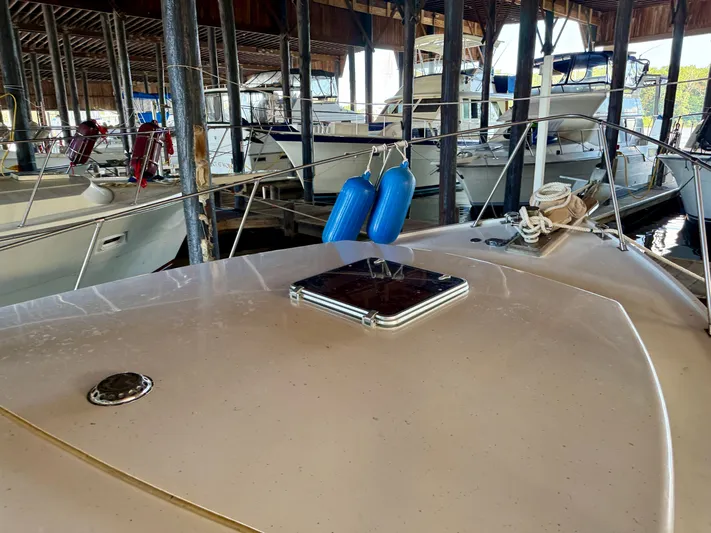 Brilyndia Yacht Photos Pics 