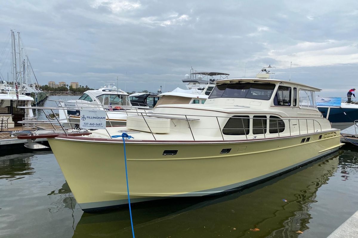 2006 Huckins 56 