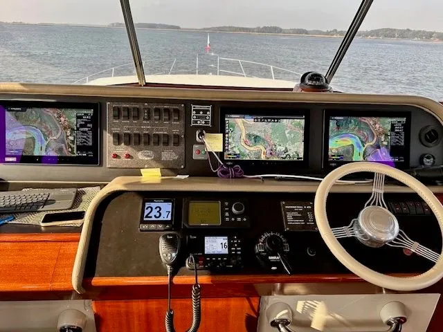 Starlight Yacht Photos Pics 