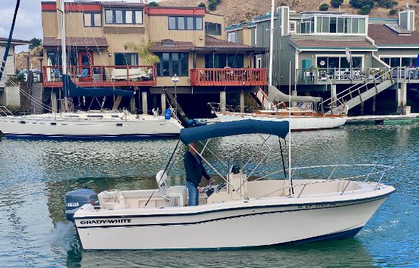 1997 Grady-White Escape 209