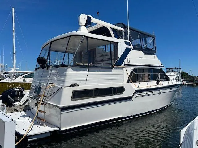 Ronda-vous Yacht Photos Pics 