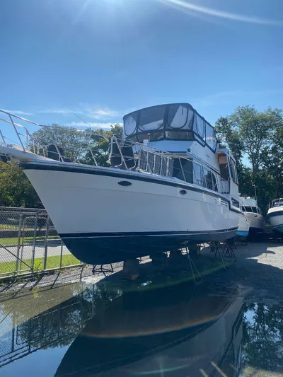 Ronda-vous Yacht Photos Pics 