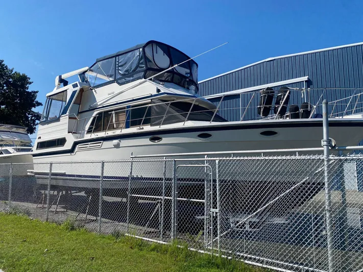 Ronda-vous Yacht Photos Pics 