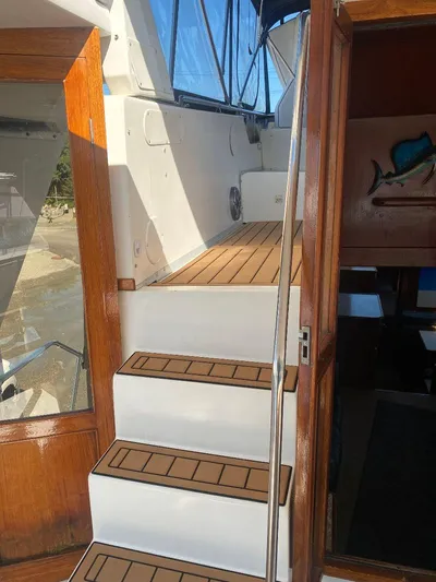 Ronda-vous Yacht Photos Pics 