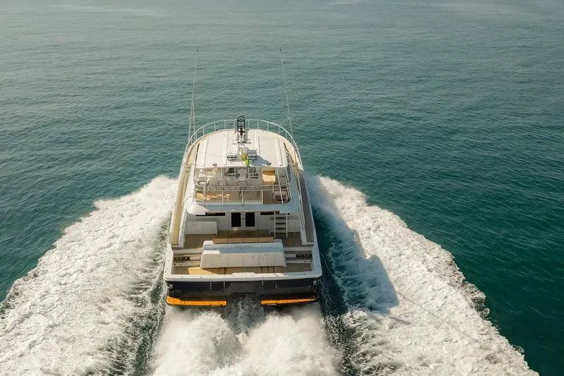 Mare Blu Yacht Photos Pics 2008 Pro Boat Yachts Power Cat 80 cruising on open water.