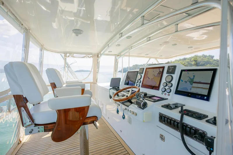 Mare Blu Yacht Photos Pics Luxurious helm of 2008 Pro Boat Yachts Power Cat 80 with advanced navigation systems.